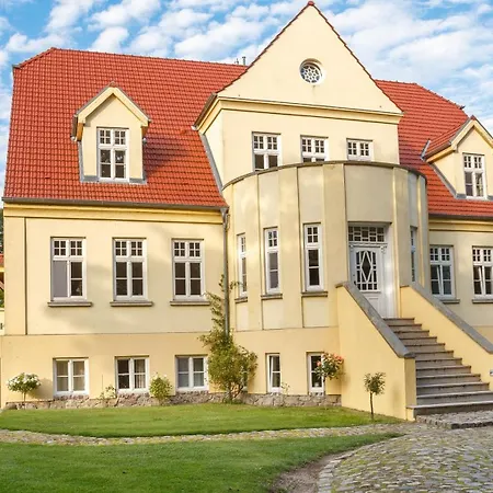 Apartman Im Erdgeschoss Des Gutshauses *