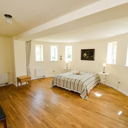 Im Erdgeschoss Des Gutshauses Apartman